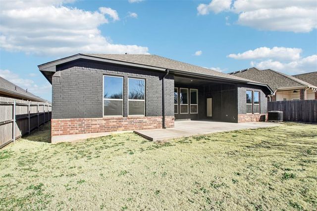 13320 SW 8th Street, Yukon, OK 73099