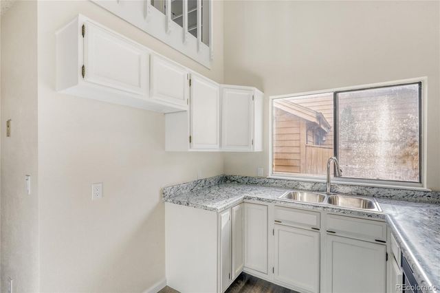 204 S Eagle Circle, Aurora, CO 80012