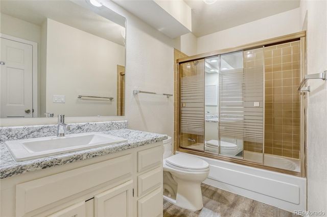 204 S Eagle Circle, Aurora, CO 80012