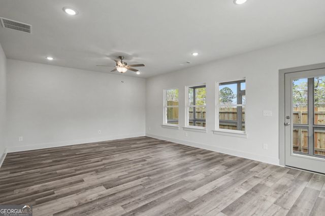 4310 Fern River Bend 70, Norcross, GA 30093