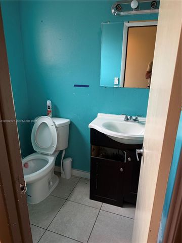 8024 NW 27th Court, Sunrise, FL 33322