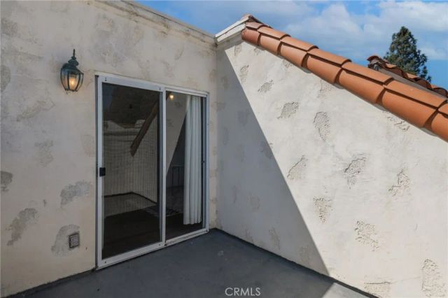 13220 Valleyheart Drive 305, Studio City, CA 91604