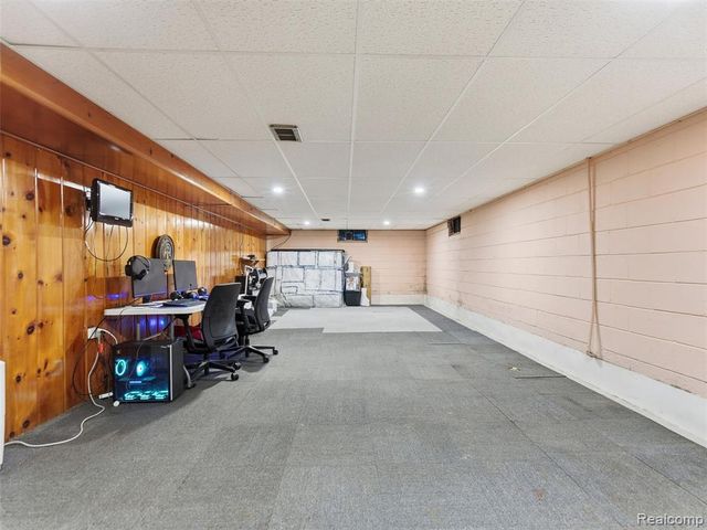 550 Johnson Street, Almont, MI 48003