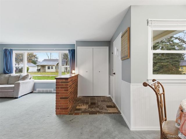 550 Johnson Street, Almont, MI 48003