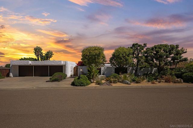 1640 El Paso Real, La Jolla, CA 92037