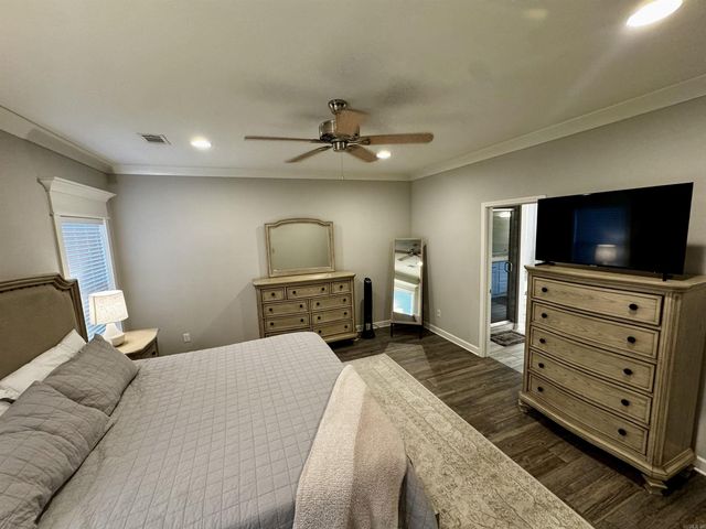 1717 Creekview, Sherwood, AR 72120