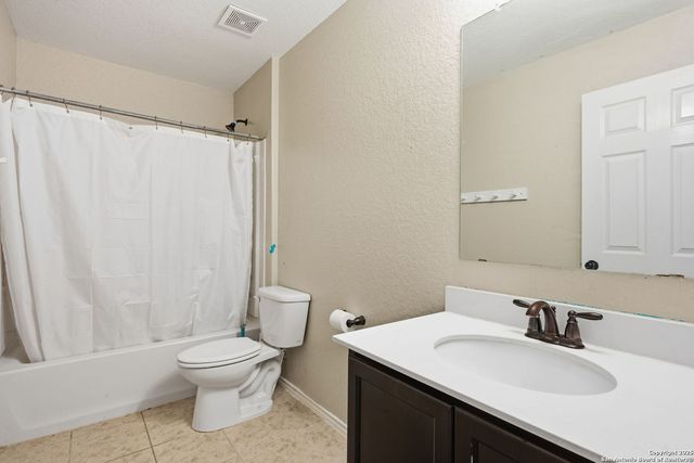 24267 Invitation Oak, San Antonio, TX 78261