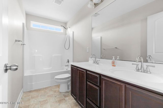 405 Duncan Drive S, Richlands, NC 28574