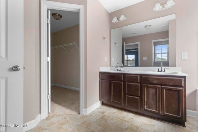 405 Duncan Drive S, Richlands, NC 28574