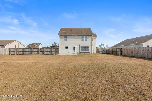 405 Duncan Drive S, Richlands, NC 28574