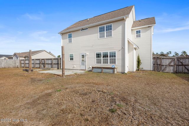 405 Duncan Drive S, Richlands, NC 28574