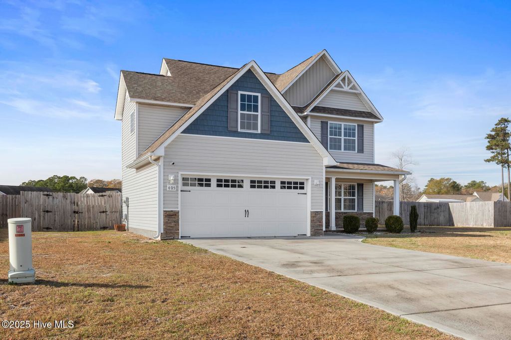 405 Duncan Drive S, Richlands, NC 28574