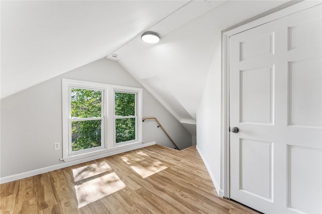 9 Lookout Avenue, North Providence, RI 02911