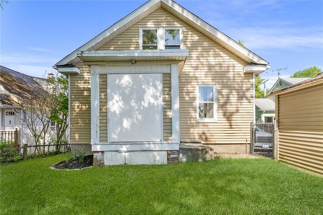 9 Lookout Avenue, North Providence, RI 02911