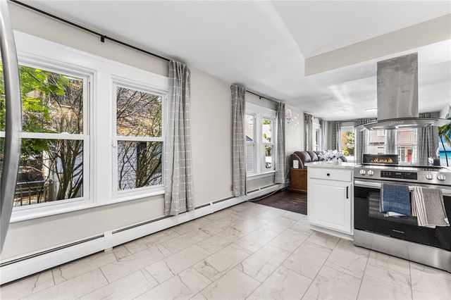 9 Lookout Avenue, North Providence, RI 02911