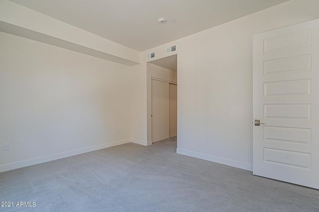 7300 E Earll Drive Unit 1016, Scottsdale, AZ 85251