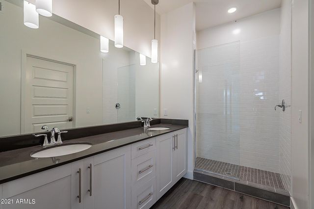 7300 E Earll Drive Unit 1016, Scottsdale, AZ 85251