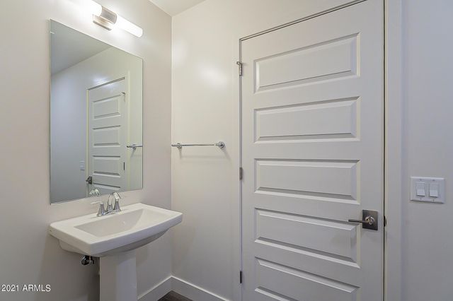 7300 E Earll Drive Unit 1016, Scottsdale, AZ 85251