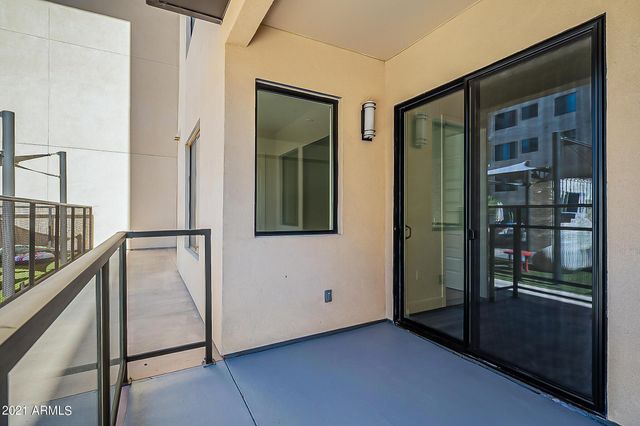 7300 E Earll Drive Unit 1016, Scottsdale, AZ 85251