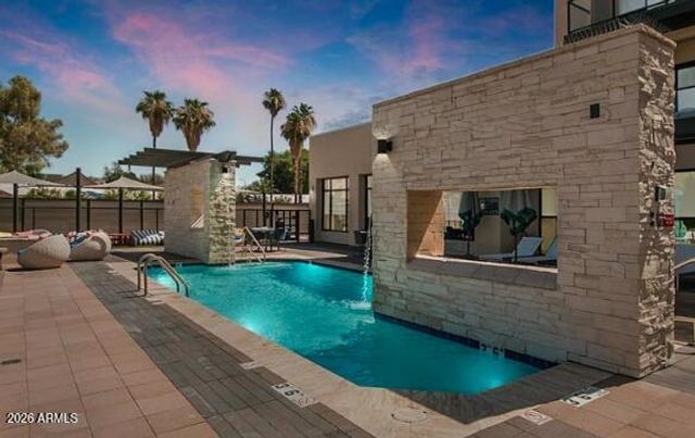 7300 E Earll Drive Unit 1016, Scottsdale, AZ 85251