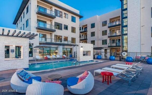 7300 E Earll Drive Unit 1016, Scottsdale, AZ 85251