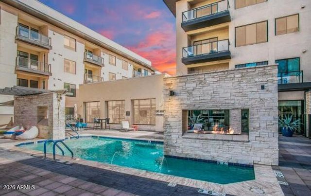 7300 E Earll Drive Unit 1016, Scottsdale, AZ 85251