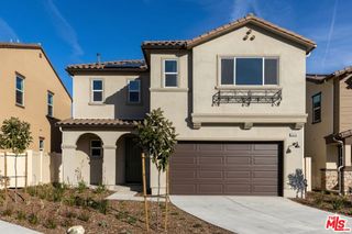 23725 Orange Blossom Dr, Newhall, CA 91321