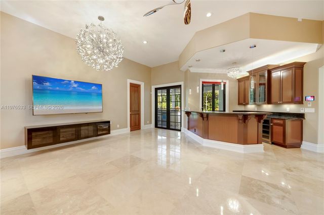 11400 SW 67th Avenue, Pinecrest, FL 33156