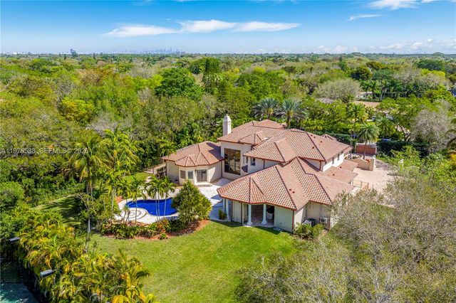 11400 SW 67th Avenue, Pinecrest, FL 33156