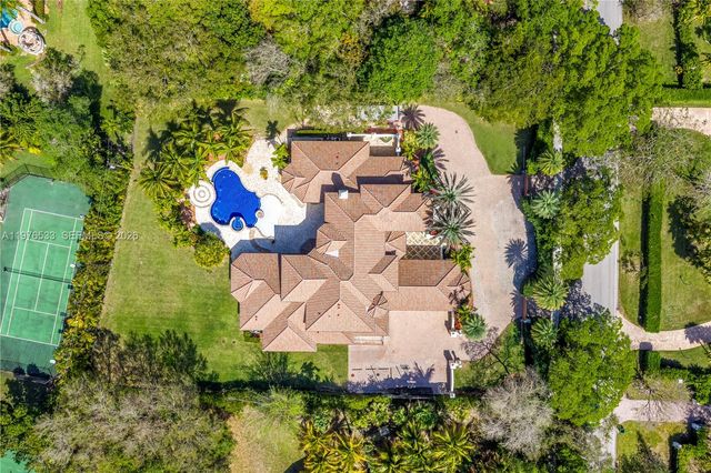 11400 SW 67th Avenue, Pinecrest, FL 33156