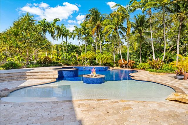 11400 SW 67th Avenue, Pinecrest, FL 33156
