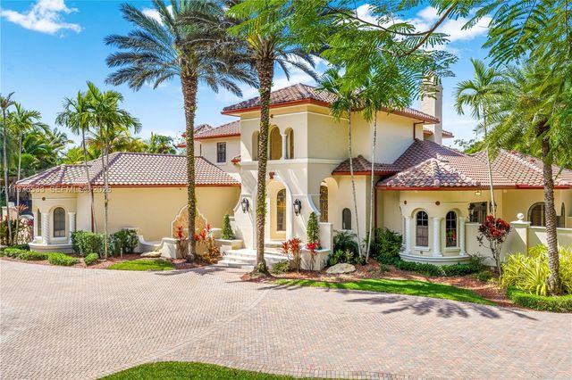 11400 SW 67th Avenue, Pinecrest, FL 33156