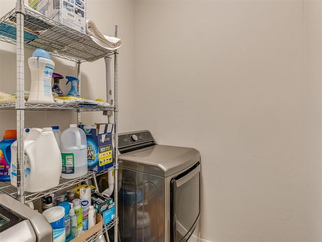 29261 Spur Circle, Mcloud, OK 74851