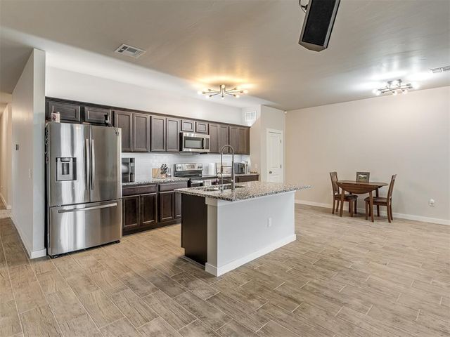 29261 Spur Circle, Mcloud, OK 74851