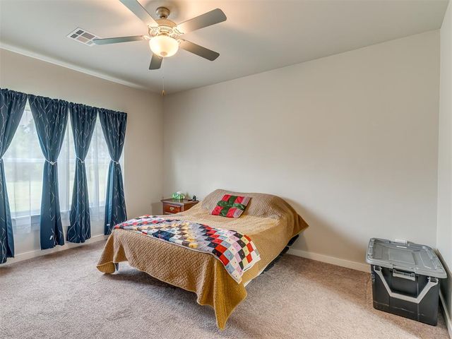 29261 Spur Circle, Mcloud, OK 74851