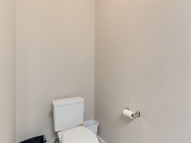 29261 Spur Circle, Mcloud, OK 74851