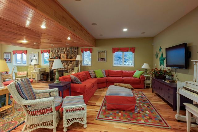 7753 Woodland Drive, Honor, MI 49640