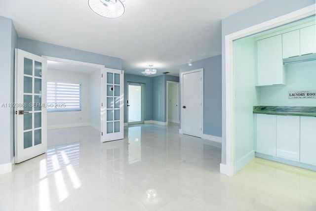 3425 SW 69th Ave, Miami, FL 33155