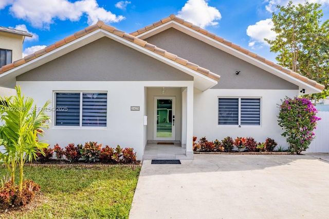 3425 SW 69th Ave, Miami, FL 33155