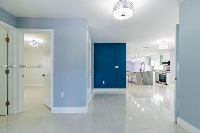 3425 SW 69th Ave, Miami, FL 33155