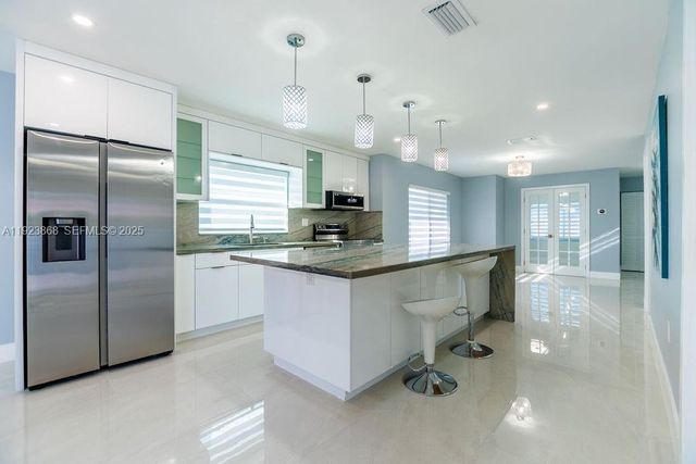 3425 SW 69th Ave, Miami, FL 33155