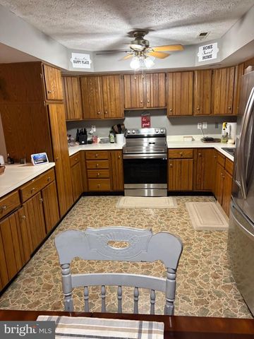 35720 CHIEF RD, Mechanicsville, MD 20659