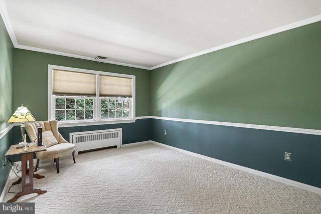 2210 STRATFORD RD, Lancaster, PA 17603