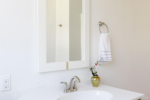 3212 Mayflower Drive, Lynchburg, VA 24501