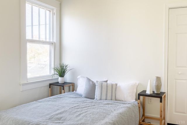 3212 Mayflower Drive, Lynchburg, VA 24501