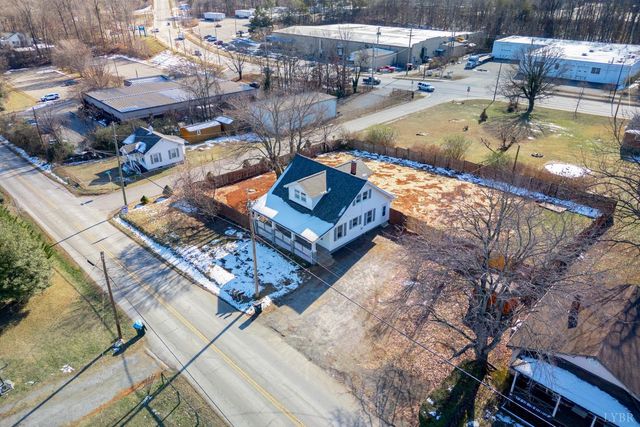 3212 Mayflower Drive, Lynchburg, VA 24501