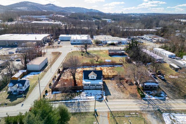 3212 Mayflower Drive, Lynchburg, VA 24501