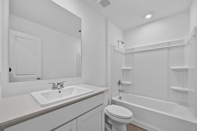 1260 Balsam Road, Wilmer, TX 75172