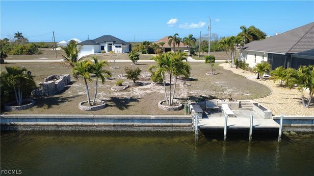 1433 NW 41st PL, Matlacha, FL 33993