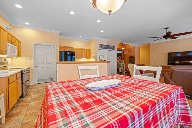 1 Stillwater Drive, Lebanon, NH 03784